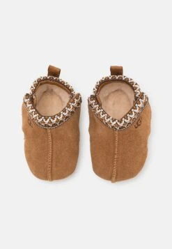 Ugg Baby Tasman And Beanie Unisex - First Shoes - Chestnut -Shein Fashion Store 9b5c9e74d57b46eea0ffe6ffe48f731e