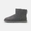 Ugg Classic Mini - Classic Ankle Boots - Dark Grey