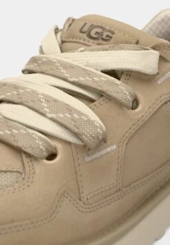 Ugg LOWMEL - Skate Shoes - Mustard Seed -Shein Fashion Store aae94c89c2ed40deb8b3e8bb394b20e9