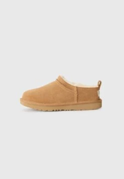 Ugg UNISEX - Clogs - Sand 14 Ugg UNISEX - Clogs - Sand -Shein Fashion Store acb432c946534e19ac1d19f157aee30a