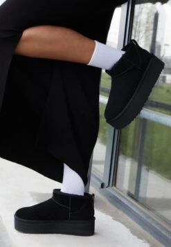 Ugg CLASSIC ULTRA MINI PLATFORM - Ankle Boots - Sand -Shein Fashion Store b04688b77c9c4edc9b544c50eb44b0ac 1