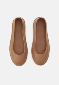 Ugg Boot Guard - Insole - Chestnut -Shein Fashion Store c03fd8c060194a808e2b2110a1bf2429