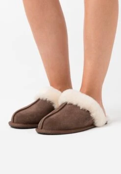 Ugg Scuffette - Slippers - Espresso