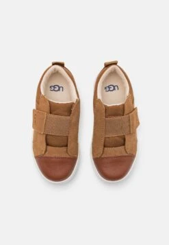 Ugg Rennon Unisex - Trainers - Chestnut -Shein Fashion Store c7d8b18db36a4332bd8766b9ca23f58e