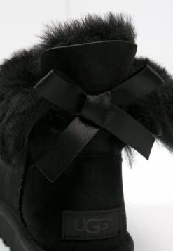 Ugg Mini Bailey Bow - Classic Ankle Boots - Black -Shein Fashion Store cbca21392ca043638604771e9625f7a2