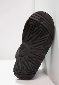 Ugg MINI BAILEY BOW II - Classic Ankle Boots - Black -Shein Fashion Store cd61533d37ce44be9637ff0fb1de47e1