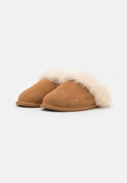 Ugg Scuff Sis - Slippers 6 Ugg Scuff Sis - Slippers -Shein Fashion Store d3ddd29adc8943bd96458da8c5b3c37e