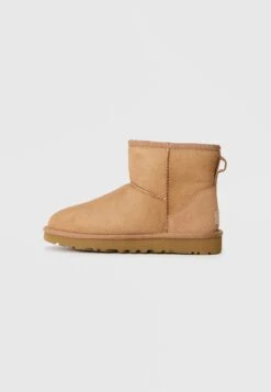 Ugg CLASSIC MINI II - Winter Boots - Antilope -Shein Fashion Store d6e164dd48814a58bdf56845596929e5