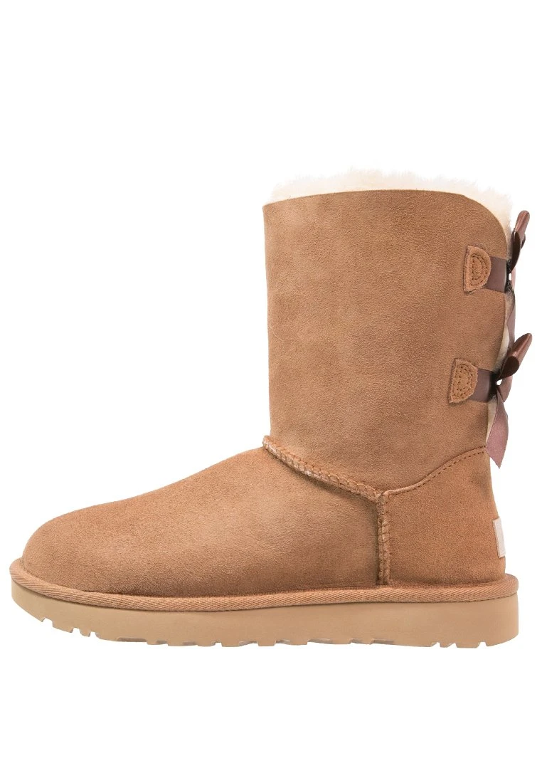 Ugg Bailey Bow - Classic Ankle Boots - Chestnut 1 Ugg Bailey Bow - Classic Ankle Boots - Chestnut