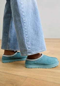 Ugg TASMAN - Slippers - Sand/dark Cherry -Shein Fashion Store dff2e2664487456ea2309f572223ad36