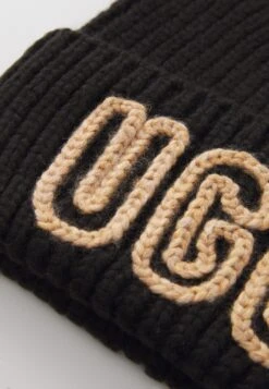 Ugg CHUNKY CRAFTED BEANIE - Beanie - Black -Shein Fashion Store e3eb154c40844b70aa47a1725900b040