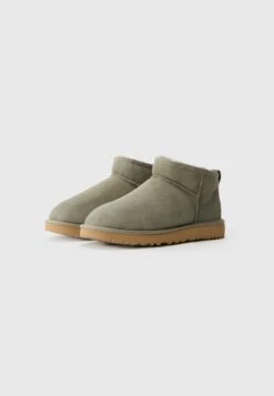 Ugg CLASSIC ULTRA MINI - Winter Boots - Moss Green/amphora -Shein Fashion Store e5fdcbdf3abf4e599deedd75e39ed101