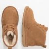 Ugg NEUMEL II UNISEX - Lace-up Ankle Boots - Chestnut
