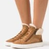 Ugg Alameda Mid Zip - High-Top Trainers - Chestnut