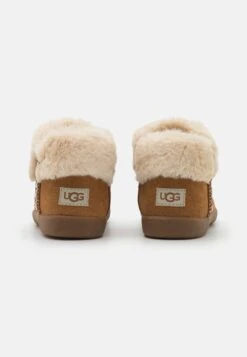 Ugg Dreamee Bootie - Classic Ankle Boots - Chestnut -Shein Fashion Store f0987a170c4e4be5bc81e9d8f7c3bdab