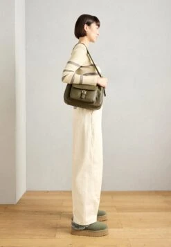 Ugg TAZZELLE - Winter Boots - Moss Green -Shein Fashion Store f2a5f59adb2e43d6b03bcaabe5df4ce1