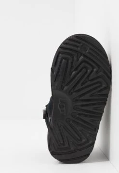 Ugg Neumel - Lace-Up Ankle Boots - Black -Shein Fashion Store f54bee0e3e694bbd83930ab51808d646