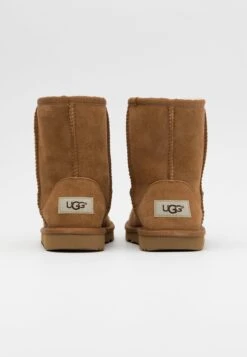 Ugg Classic Ii - Classic Ankle Boots - Chestnut -Shein Fashion Store f5d0ac4e66424347b910ca24d33c8b8b