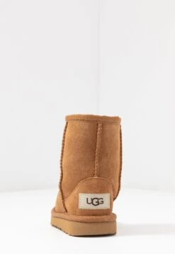 Ugg CLASSIC II UNISEX - Winter Boots - Chestnut -Shein Fashion Store f794f4306994483498a07da054d5124d