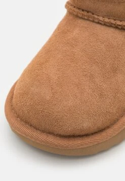 Ugg CLASSIC ULTRA MINI UNISEX - Classic Ankle Boots - Chestnut -Shein Fashion Store fb3546b8874e42458ab064344177fc4e